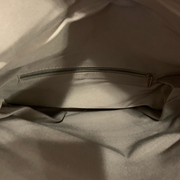 Clutch - Picture 6 of 9